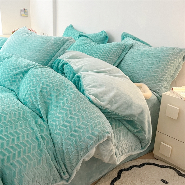 91家纺网 家纺一手货源 找家纺 （总）兰紫橙2025新款牛奶绒色织提花四件套