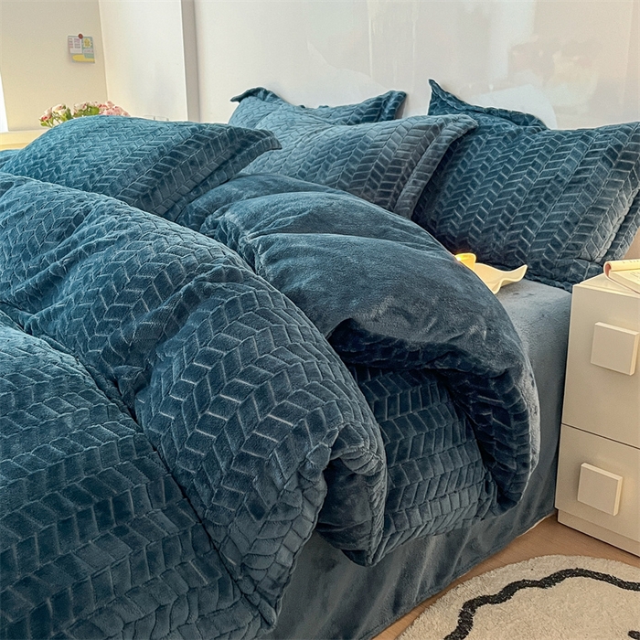 91家纺网 家纺一手货源 找家纺 （总）兰紫橙2025新款牛奶绒色织提花四件套