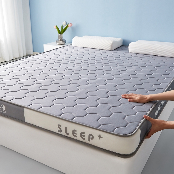 91家纺网 家纺一手货源 找家纺 一禾 2025新款立体纯色海绵牛奶丝床垫-成人床垫 立体灰