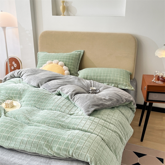 91家纺网 家纺一手货源 找家纺 （总）兰紫橙2025新款牛奶绒色织提花四件套