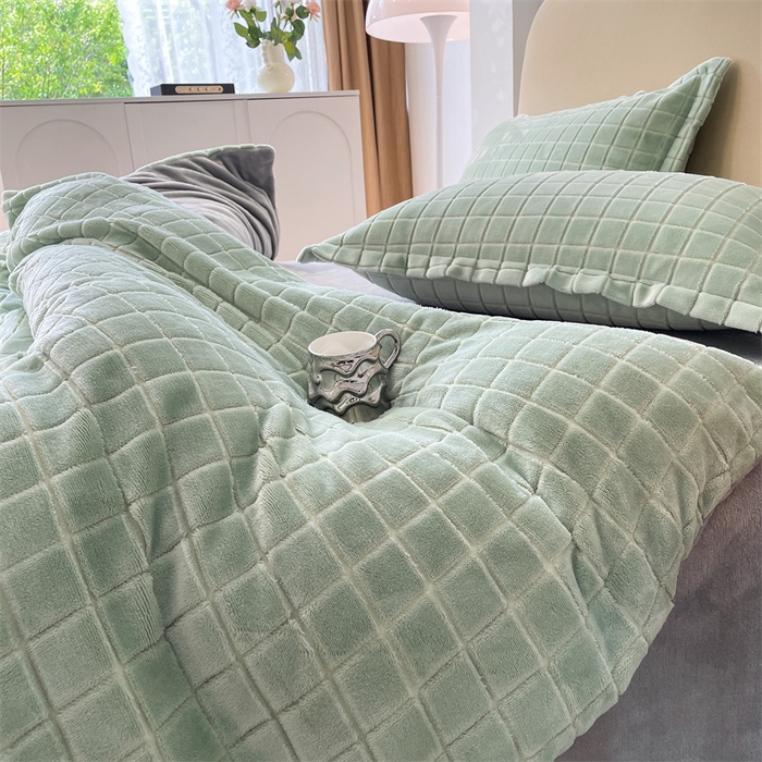 91家纺网 家纺一手货源 找家纺 （总）兰紫橙2025新款牛奶绒色织提花四件套