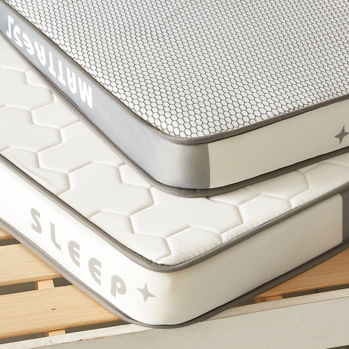 91家纺网 家纺一手货源 找家纺 （总）一禾 2025新款立体纯色海绵牛奶丝床垫-学生床垫