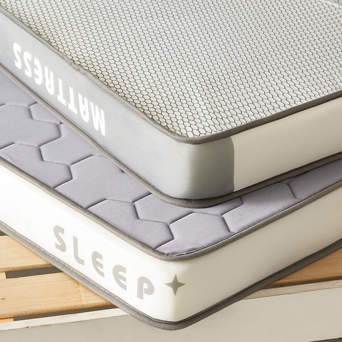 91家纺网 家纺一手货源 找家纺 一禾 2025新款立体纯色海绵牛奶丝床垫-学生床垫 立体灰