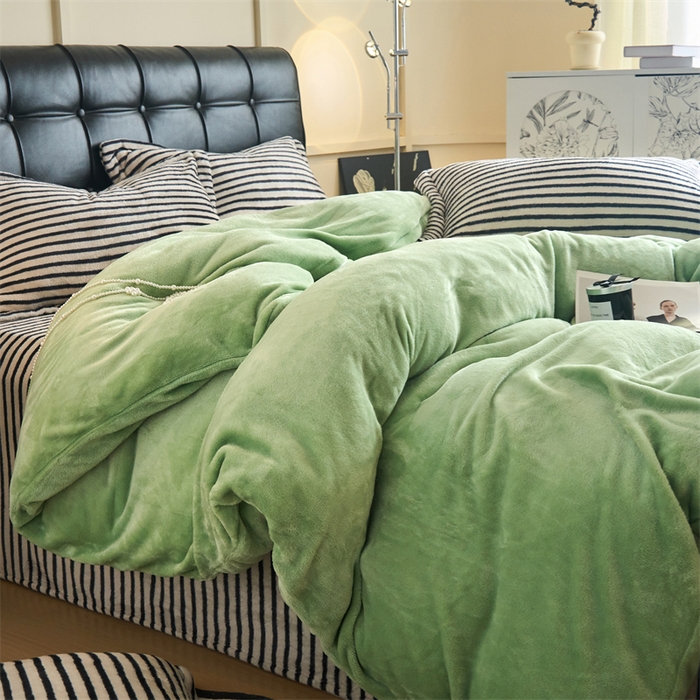 91家纺网 家纺一手货源 找家纺 （总）兰紫橙2025新款条纹牛奶绒四件套