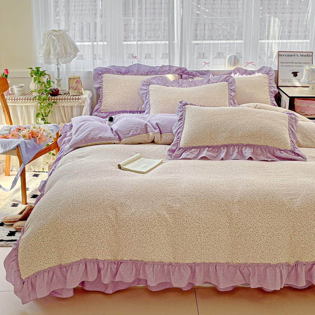 91家纺网 家纺一手货源 找家纺 2025秋冬加厚款云感亲肤棉邹邹纱床盖床裙四件套-仙美密拷花边 波点女王-丁香紫