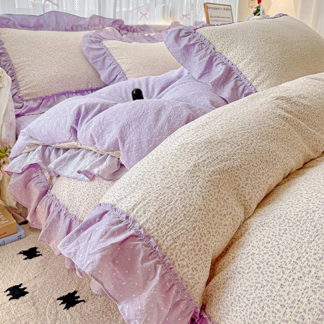 91家纺网 家纺一手货源 找家纺 2025秋冬加厚款云感亲肤棉邹邹纱床盖床裙四件套-仙美密拷花边 波点女王-丁香紫