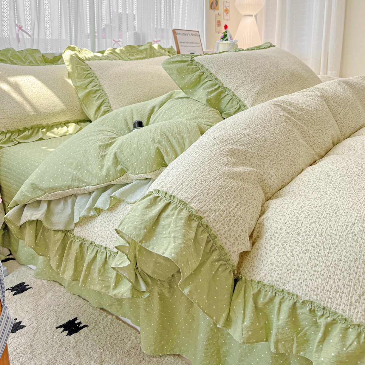 2025秋冬加厚款云感亲肤棉邹邹纱床盖床裙四件套-仙美密拷花边 波点女王-抹茶绿