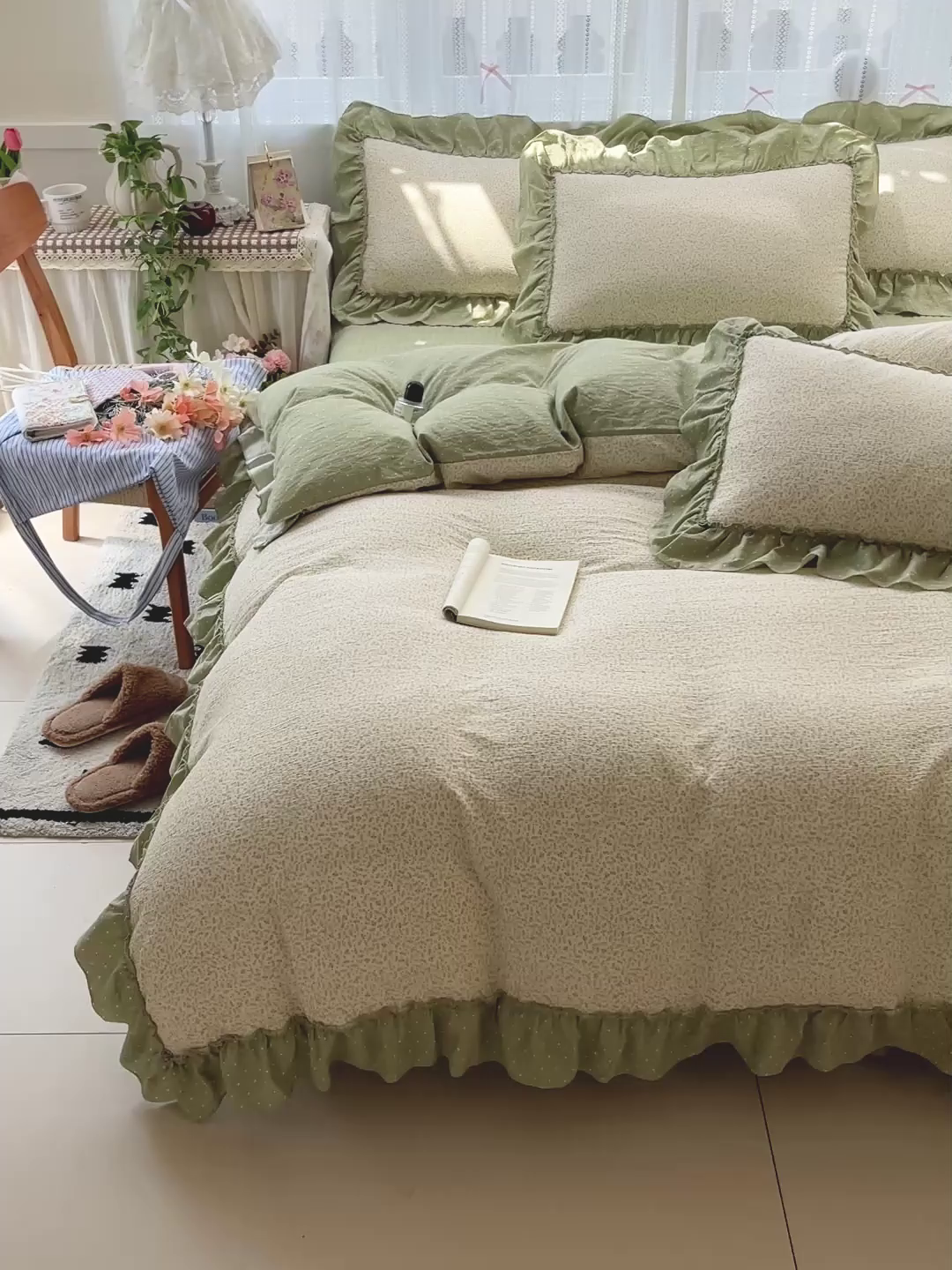 91家纺网 家纺一手货源 找家纺 2025秋冬加厚款云感亲肤棉邹邹纱床盖床裙四件套-仙美密拷花边 波点女王-抹茶绿