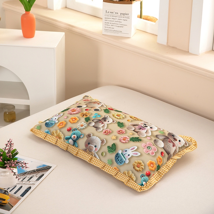 91家纺网 家纺一手货源 找家纺 枕之坊2025新款5D数码印花小熊纯荞麦枕 小熊黄30*52cm