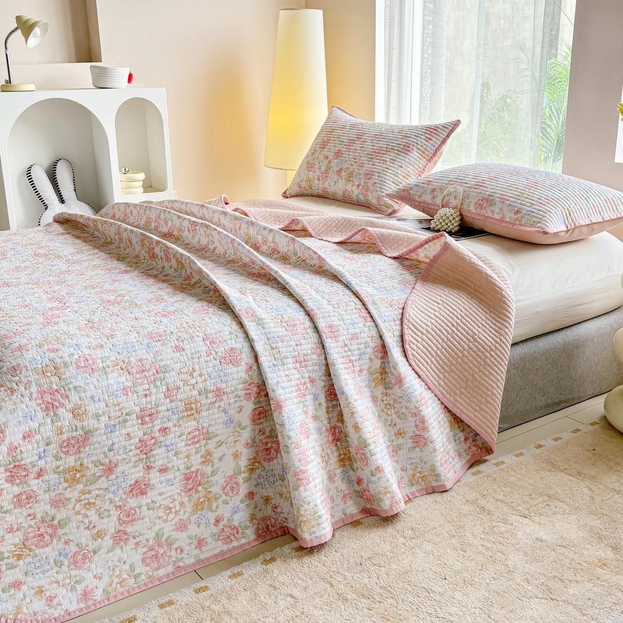 91家纺网 家纺一手货源 找家纺 金艾草 2025新款双面纯棉高温水洗床盖三件套 花恋