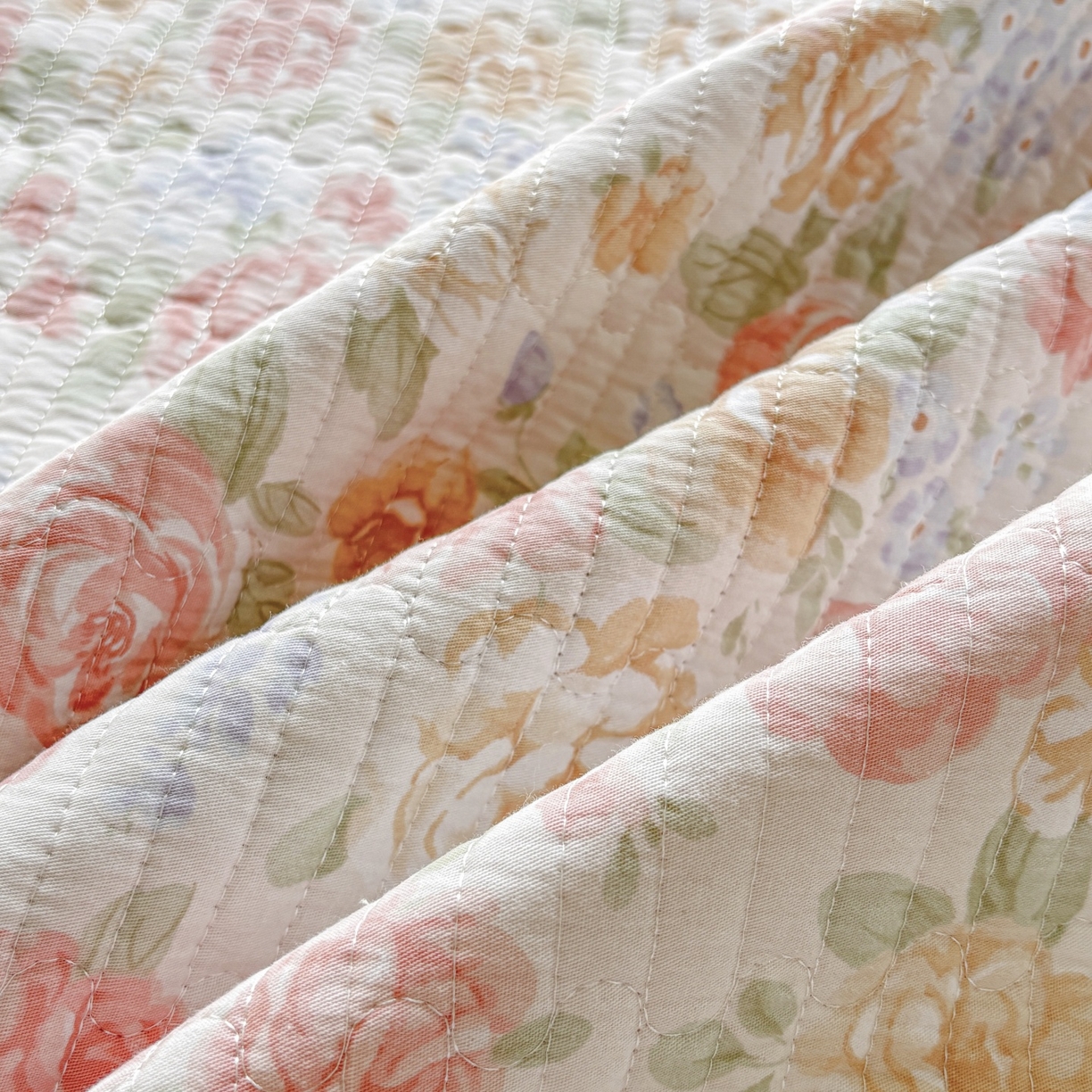 91家纺网 家纺一手货源 找家纺 金艾草 2025新款双面纯棉高温水洗床盖三件套 花恋