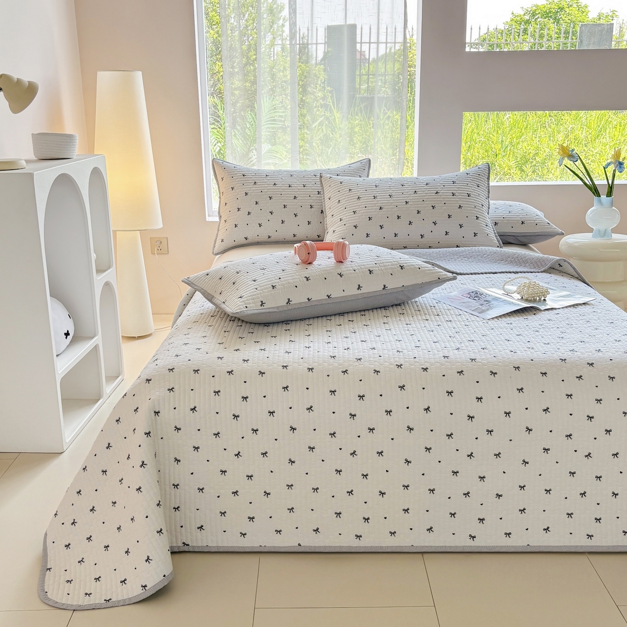 91家纺网 家纺一手货源 找家纺 金艾草 2025新款双面纯棉高温水洗床盖三件套 领结-米