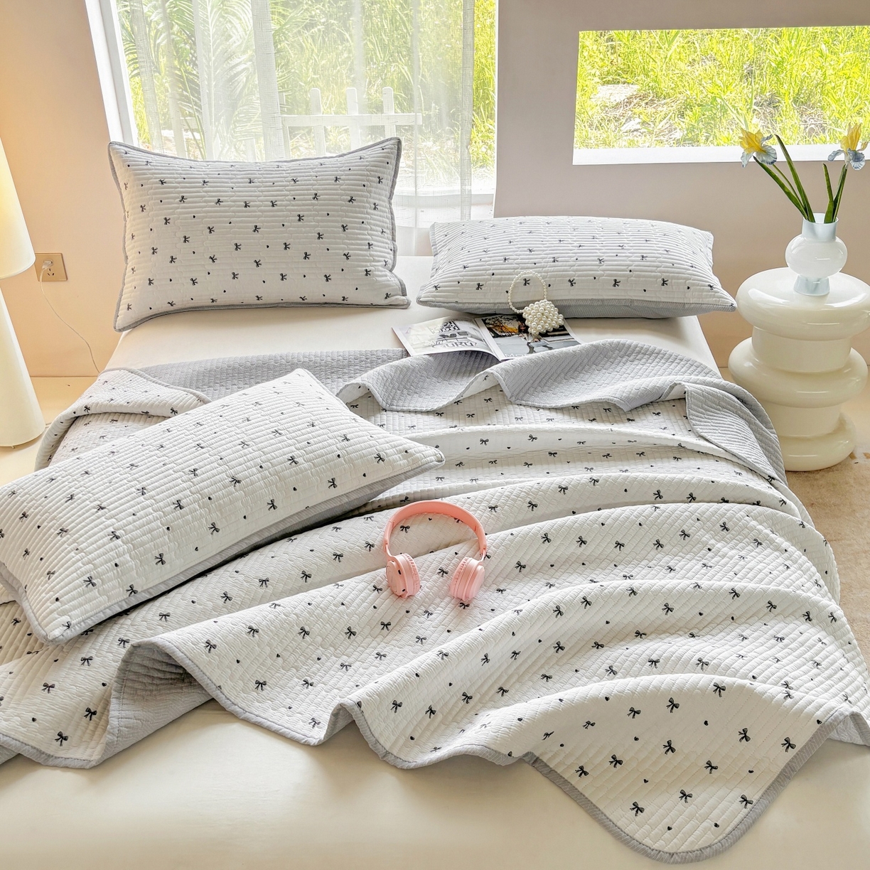 91家纺网 家纺一手货源 找家纺 金艾草 2025新款双面纯棉高温水洗床盖三件套 领结-米