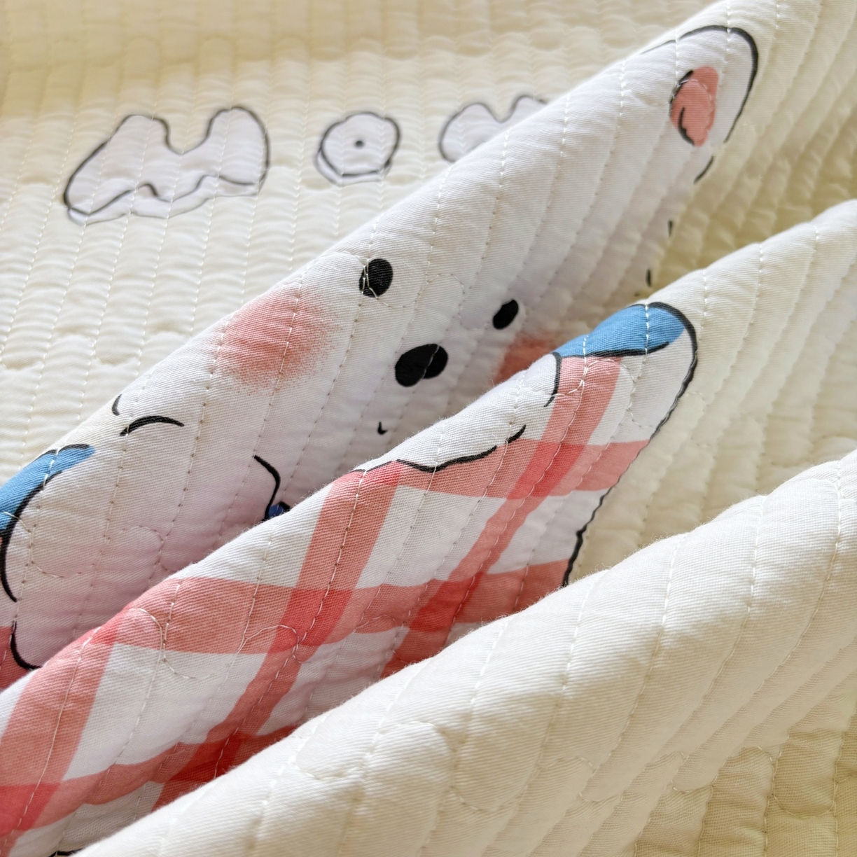 91家纺网 家纺一手货源 找家纺 金艾草 2025新款双面纯棉高温水洗床盖三件套 萌宠小屋