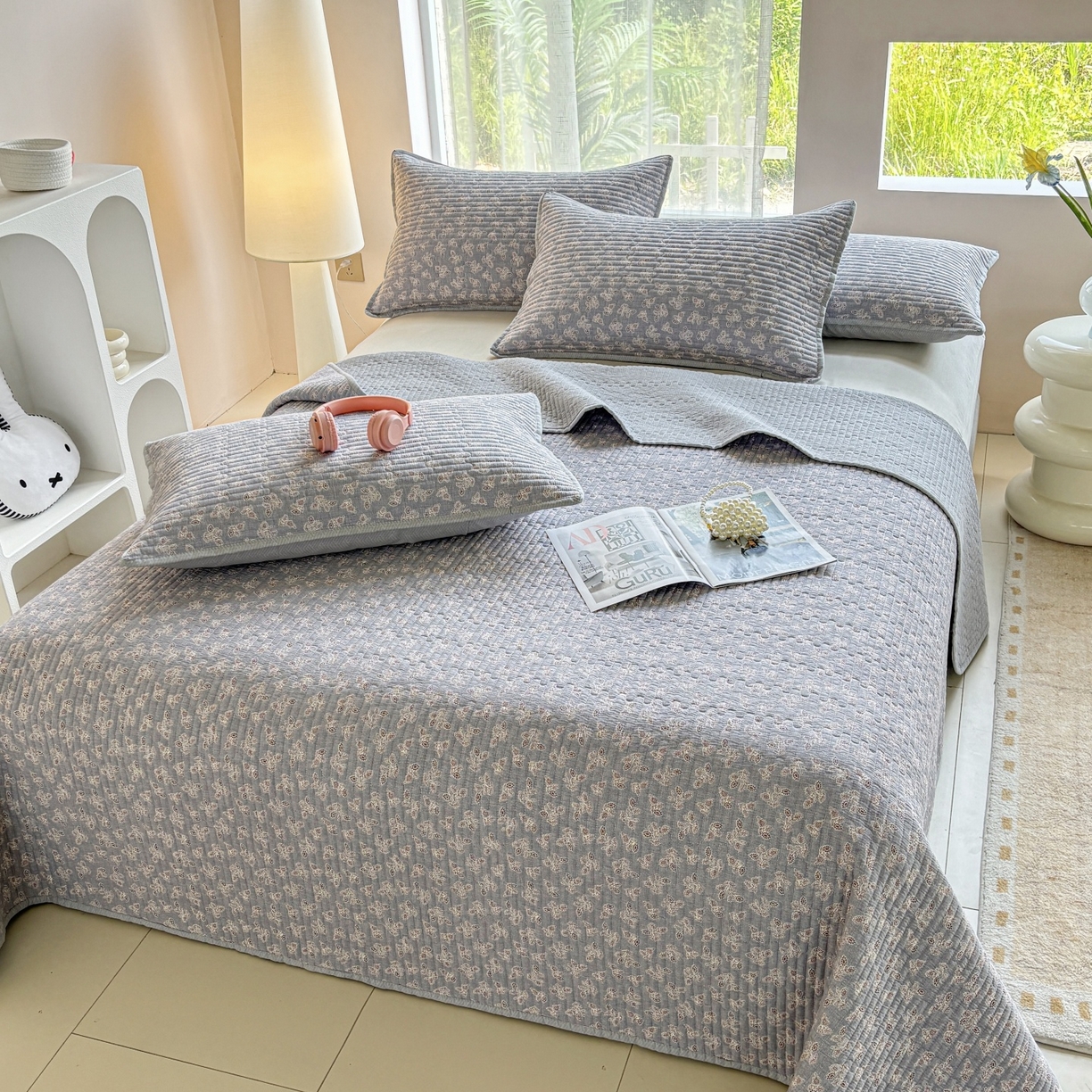 91家纺网 家纺一手货源 找家纺 金艾草 2025新款双面纯棉高温水洗床盖三件套 清风悠悠-灰