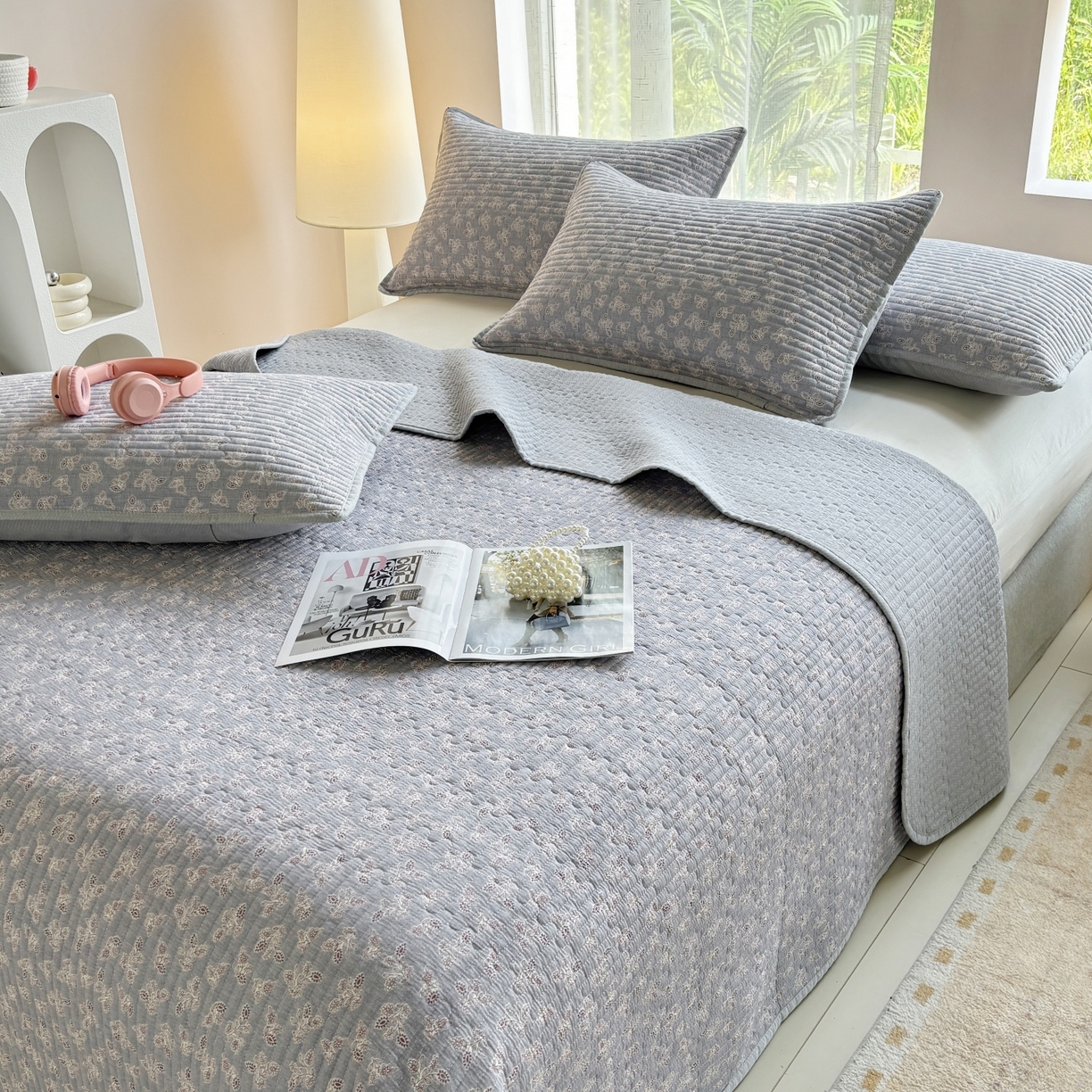 91家纺网 家纺一手货源 找家纺 金艾草 2025新款双面纯棉高温水洗床盖三件套 清风悠悠-灰