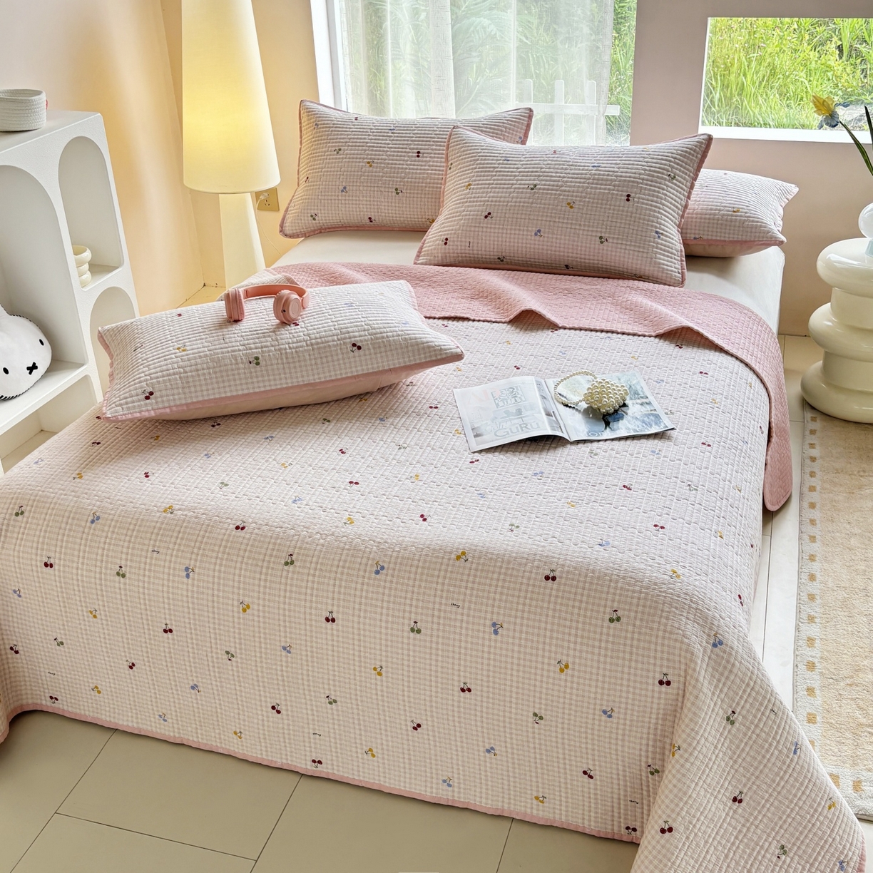 91家纺网 家纺一手货源 找家纺 金艾草 2025新款双面纯棉高温水洗床盖三件套 清甜蜜果-粉