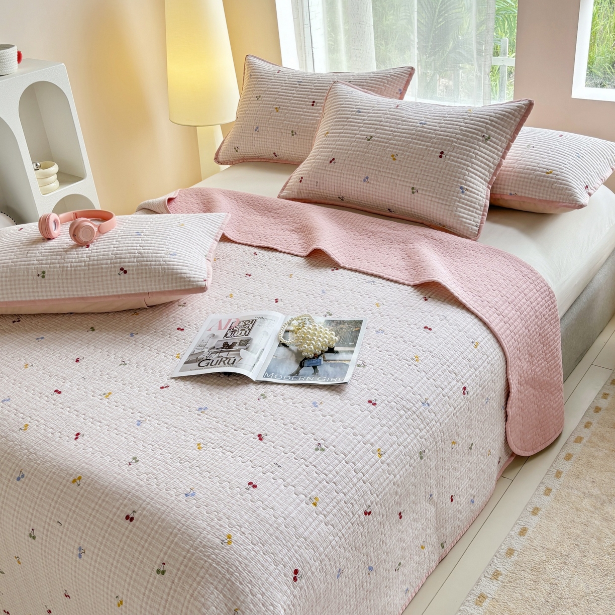 91家纺网 家纺一手货源 找家纺 金艾草 2025新款双面纯棉高温水洗床盖三件套 清甜蜜果-粉