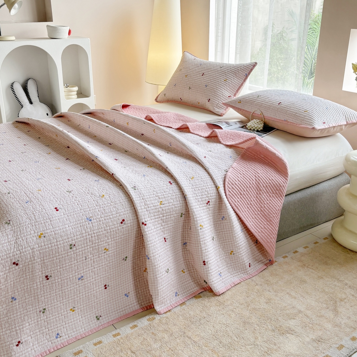 91家纺网 家纺一手货源 找家纺 金艾草 2025新款双面纯棉高温水洗床盖三件套 清甜蜜果-粉