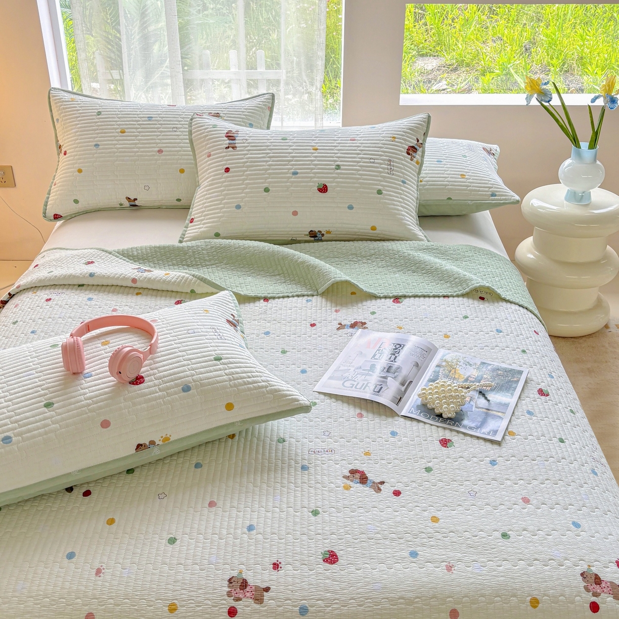 91家纺网 家纺一手货源 找家纺 金艾草 2025新款双面纯棉高温水洗床盖三件套 香肠狗