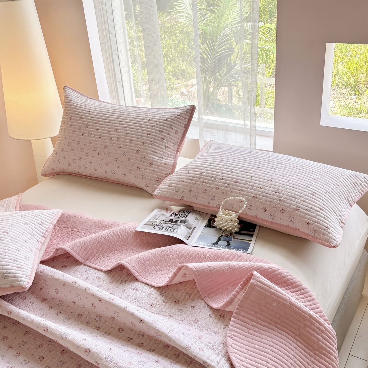 91家纺网 家纺一手货源 找家纺 金艾草 2025新款双面纯棉高温水洗床盖三件套 小花-粉