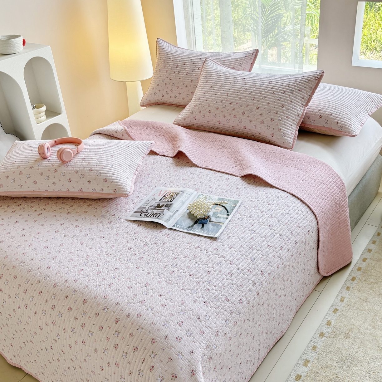 91家纺网 家纺一手货源 找家纺 金艾草 2025新款双面纯棉高温水洗床盖三件套 小花-粉