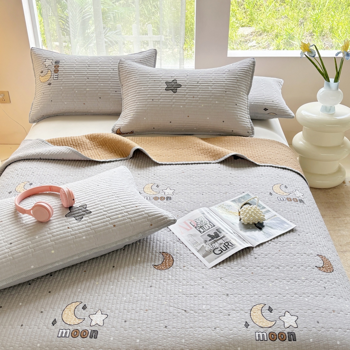 91家纺网 家纺一手货源 找家纺 金艾草 2025新款双面纯棉高温水洗床盖三件套 月亮之心