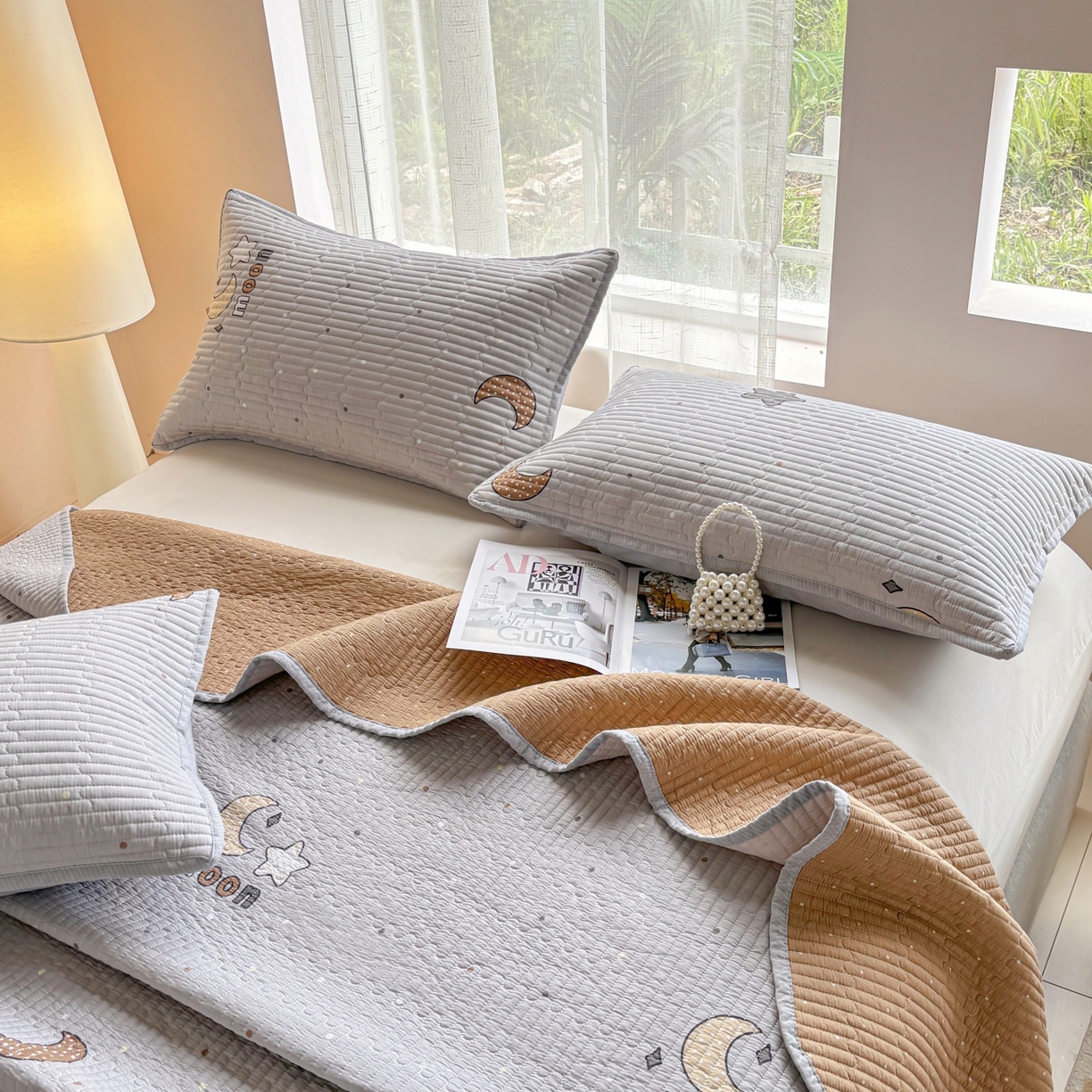 91家纺网 家纺一手货源 找家纺 金艾草 2025新款双面纯棉高温水洗床盖三件套 月亮之心