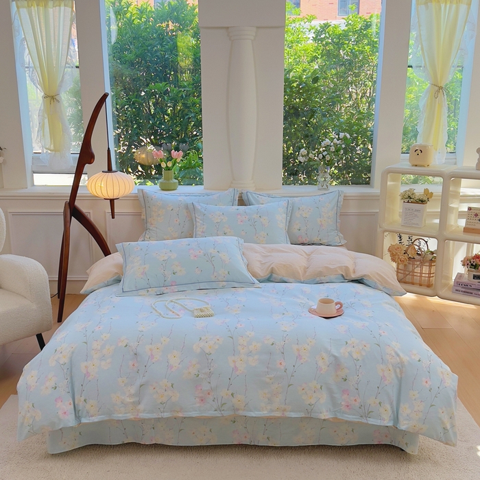 91家纺网 家纺一手货源 找家纺 铭博家纺 2025新款直播热款全棉吊边一字绣工艺款13070印花全棉单床单 沐兰花开