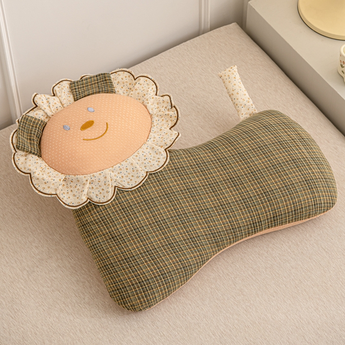 91家纺网 家纺一手货源 找家纺 大熊枕芯 2025新款全棉纯棉萌趣狮子荞麦枕荞麦壳护颈枕枕头枕套 小狮子-绿咖 45x50cm/只