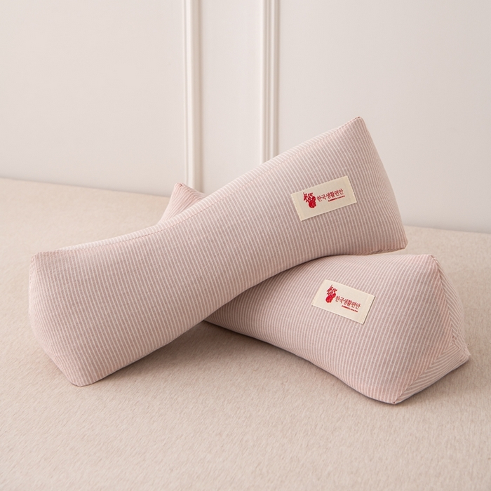 91家纺网 家纺一手货源 找家纺 大熊枕芯 2025新款全棉纯棉精梳棉全荞麦壳颈椎枕成人腰靠枕午睡枕头枕芯 精梳棉三角荞麦枕-粉 40x15x8cm/只