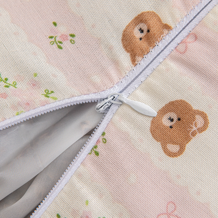 91家纺网 家纺一手货源 找家纺 大熊枕芯 2025新款全棉纯棉三角兔子荞麦枕全荞麦壳颈椎枕午睡护颈枕头枕芯 三角兔-小熊粉 50x15x15cm/只