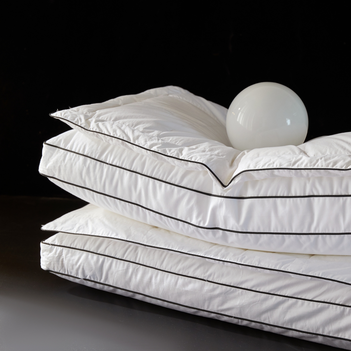 91家纺网 家纺一手货源 找家纺 （总）御眠纺 2025新款七星级酒店护颈椎羽绒枕分区养生羽绒枕