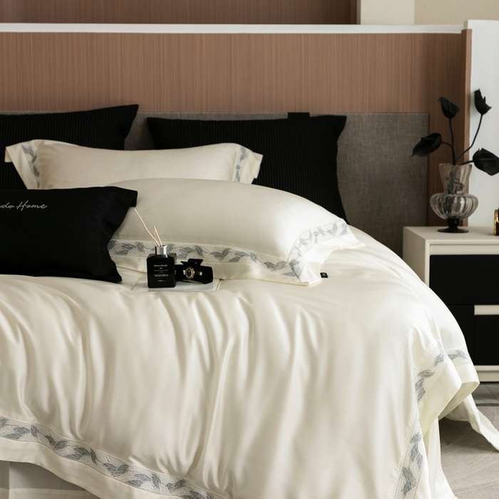 91家纺网 家纺一手货源 找家纺 馨蕊家居 2025春夏新品LF兰精天丝四件套-森蔓 天丝森蔓-月光白