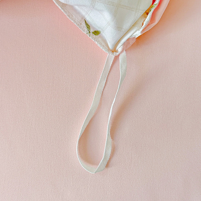 91家纺网 家纺一手货源 找家纺 雨菲家纺 2025新款学生季小清新公主风荷叶花边印花三件套四件套床单床笠款 樱桃之恋