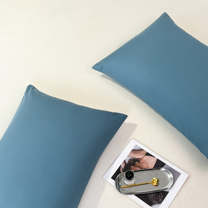 91家纺网 家纺一手货源 找家纺 暖季家纺 2025新款全棉13376单枕套系列 40-纯色宾利蓝