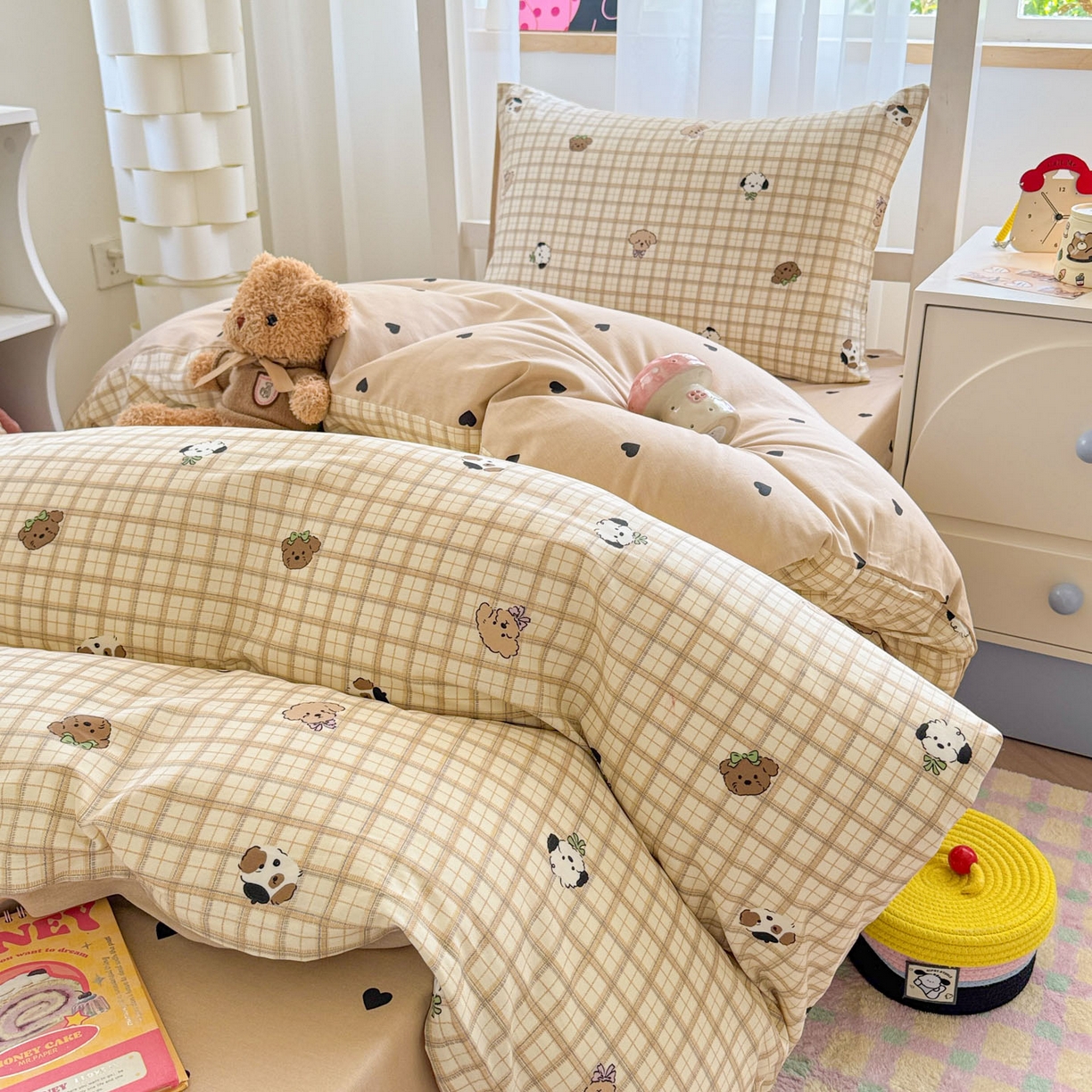 91家纺网 家纺一手货源 找家纺 慕尚家纺 2025新款13070全棉学生季全棉学生床三件套 咖格狗狗