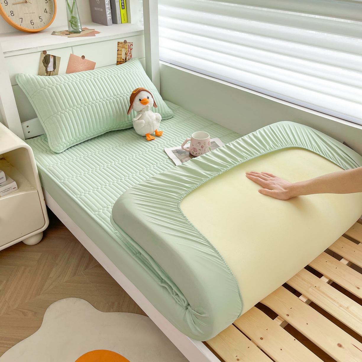 91家纺网 家纺一手货源 找家纺 （总）雯豆2025新品学生床上下铺夹棉床笠宿舍床垫保护套