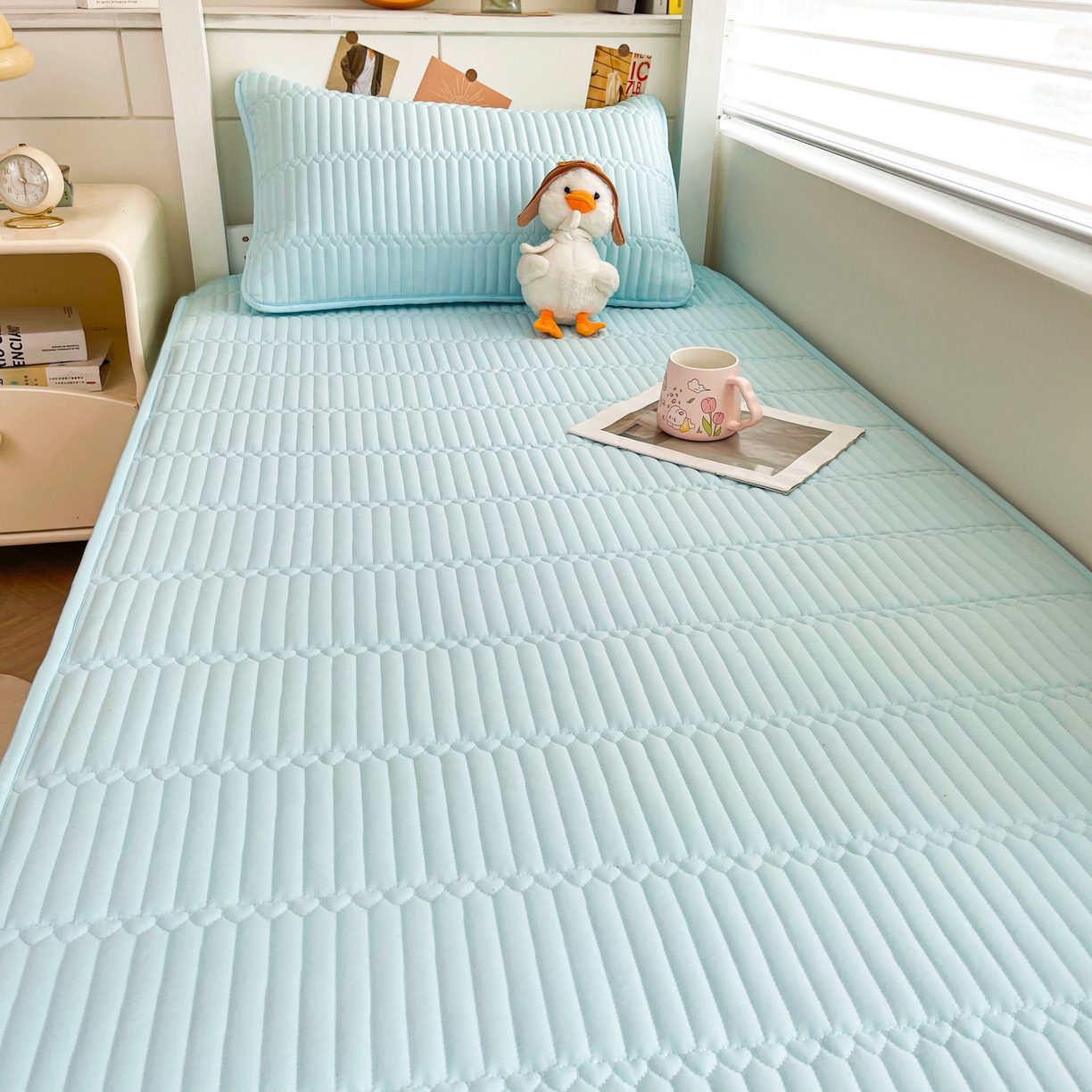 91家纺网 家纺一手货源 找家纺 雯豆2025新品学生床上下铺夹棉床笠宿舍床垫保护套 简爱-淡水蓝