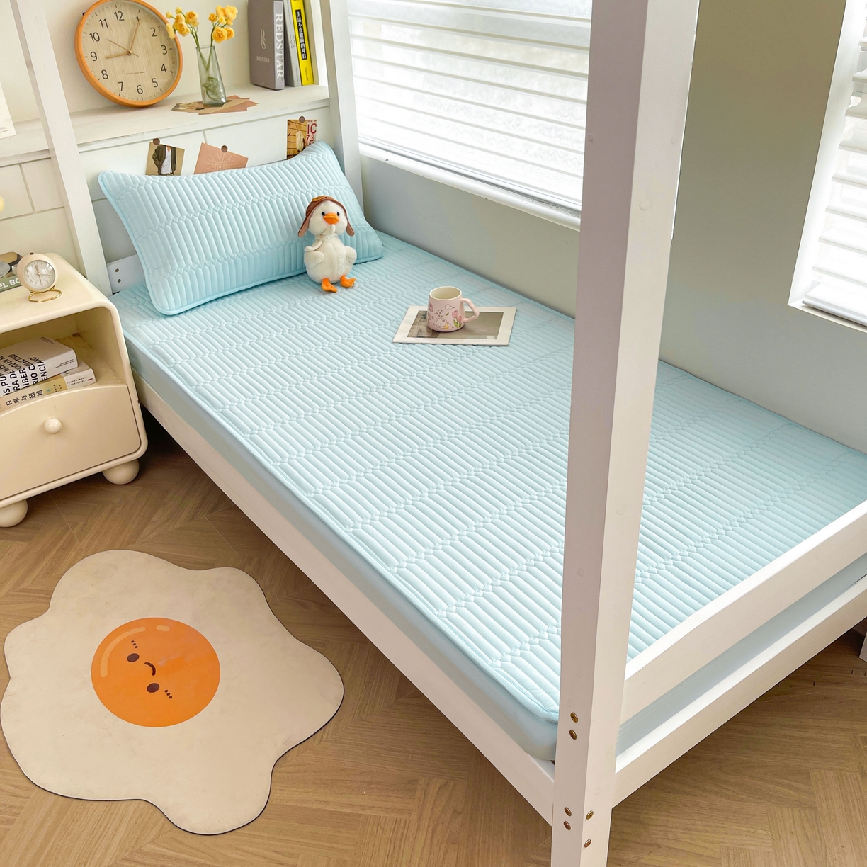 91家纺网 家纺一手货源 找家纺 雯豆2025新品学生床上下铺夹棉床笠宿舍床垫保护套 简爱-淡水蓝