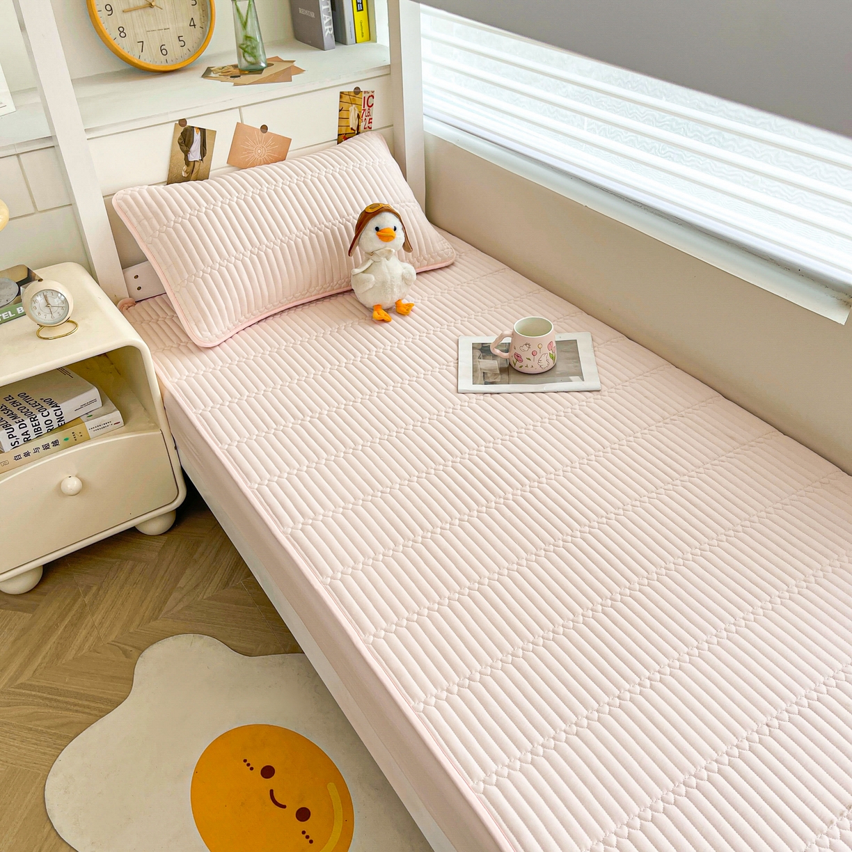 91家纺网 家纺一手货源 找家纺 雯豆2025新品学生床上下铺夹棉床笠宿舍床垫保护套 简爱-密合粉