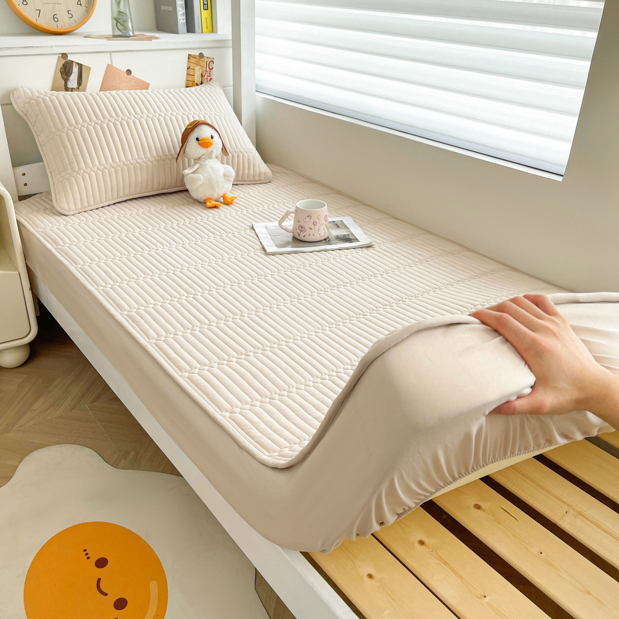 91家纺网 家纺一手货源 找家纺 雯豆2025新品学生床上下铺夹棉床笠宿舍床垫保护套 简爱-奶咖