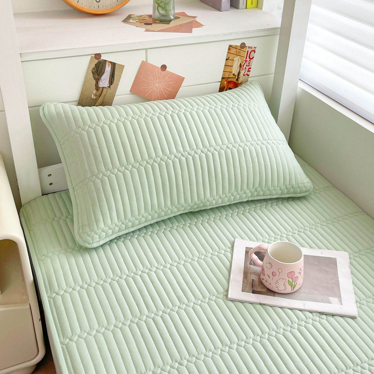 91家纺网 家纺一手货源 找家纺 雯豆2025新品学生床上下铺夹棉床笠宿舍床垫保护套 简爱-清雅绿