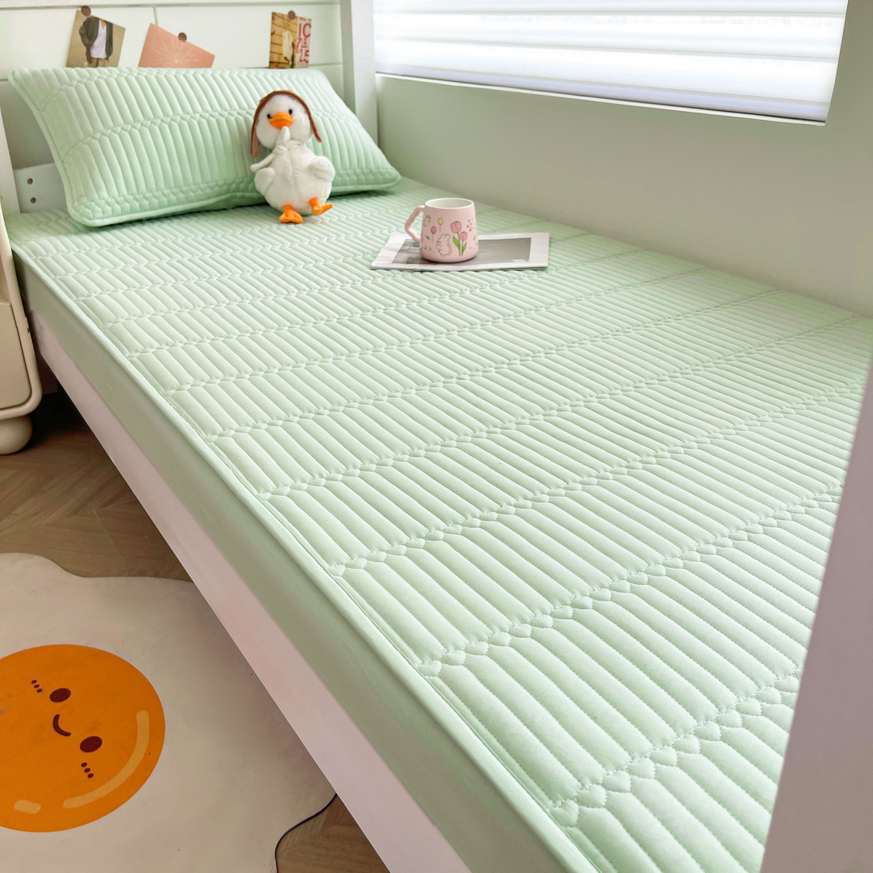 91家纺网 家纺一手货源 找家纺 雯豆2025新品学生床上下铺夹棉床笠宿舍床垫保护套 简爱-清雅绿