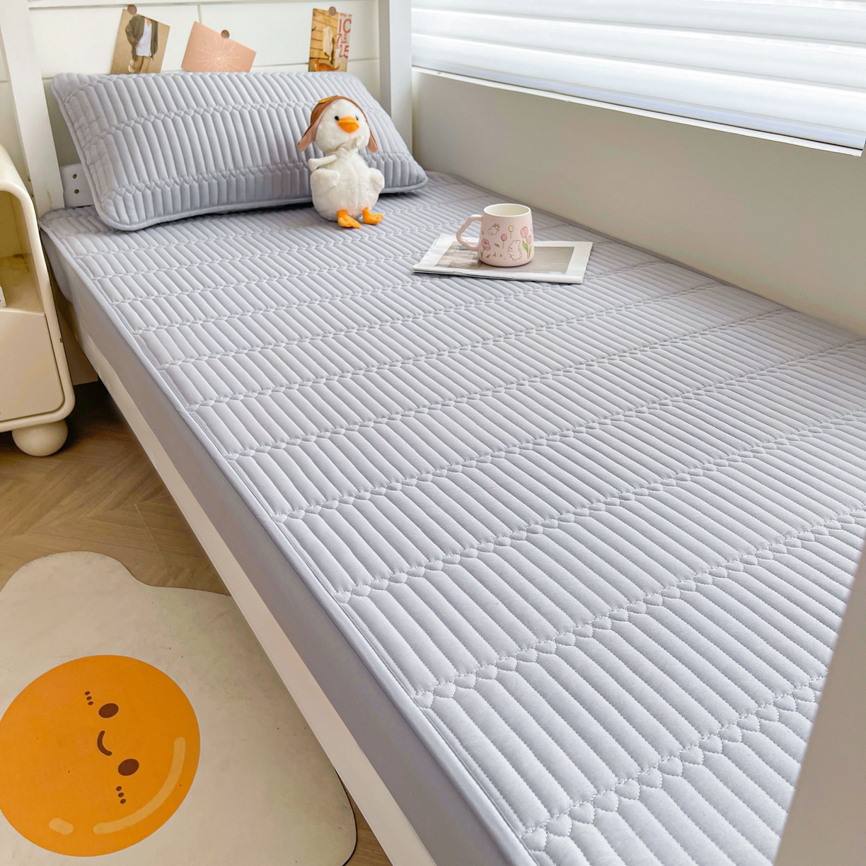 91家纺网 家纺一手货源 找家纺 （总）雯豆2025新品学生床上下铺夹棉床笠宿舍床垫保护套