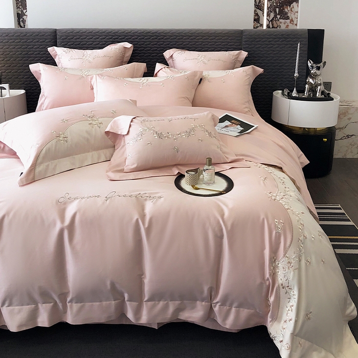 91家纺网 家纺一手货源 找家纺 乐美家纺 2025新款A类100支新疆长绒棉全棉纯棉轻奢刺绣四件套-花城秘境系列 花城秘境-粉