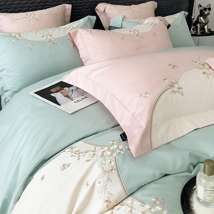 91家纺网 家纺一手货源 找家纺 乐美家纺 2025新款A类100支新疆长绒棉全棉纯棉轻奢刺绣四件套-花城秘境系列 花城秘境-蓝