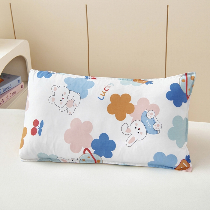 91家纺网 家纺一手货源 找家纺 梵赫 2025新款小版全棉纯棉卡通幼儿园儿童三件套套件 可爱萌兔