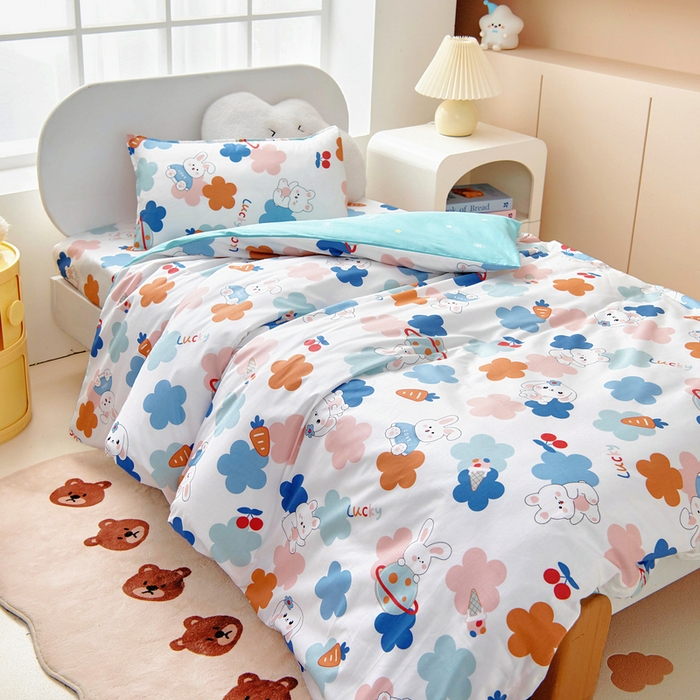 91家纺网 家纺一手货源 找家纺 梵赫 2025新款小版全棉纯棉卡通幼儿园儿童三件套套件 可爱萌兔