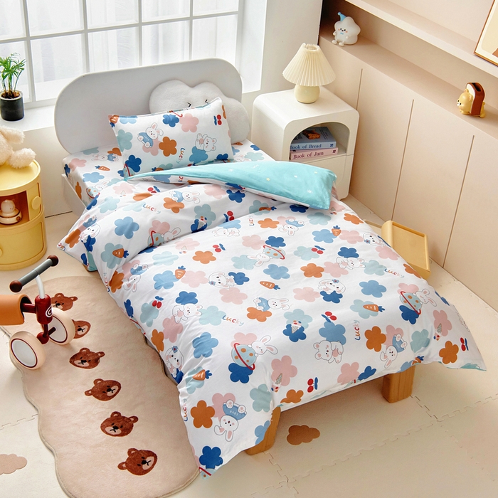 91家纺网 家纺一手货源 找家纺 梵赫 2025新款小版全棉纯棉卡通幼儿园儿童三件套套件 可爱萌兔